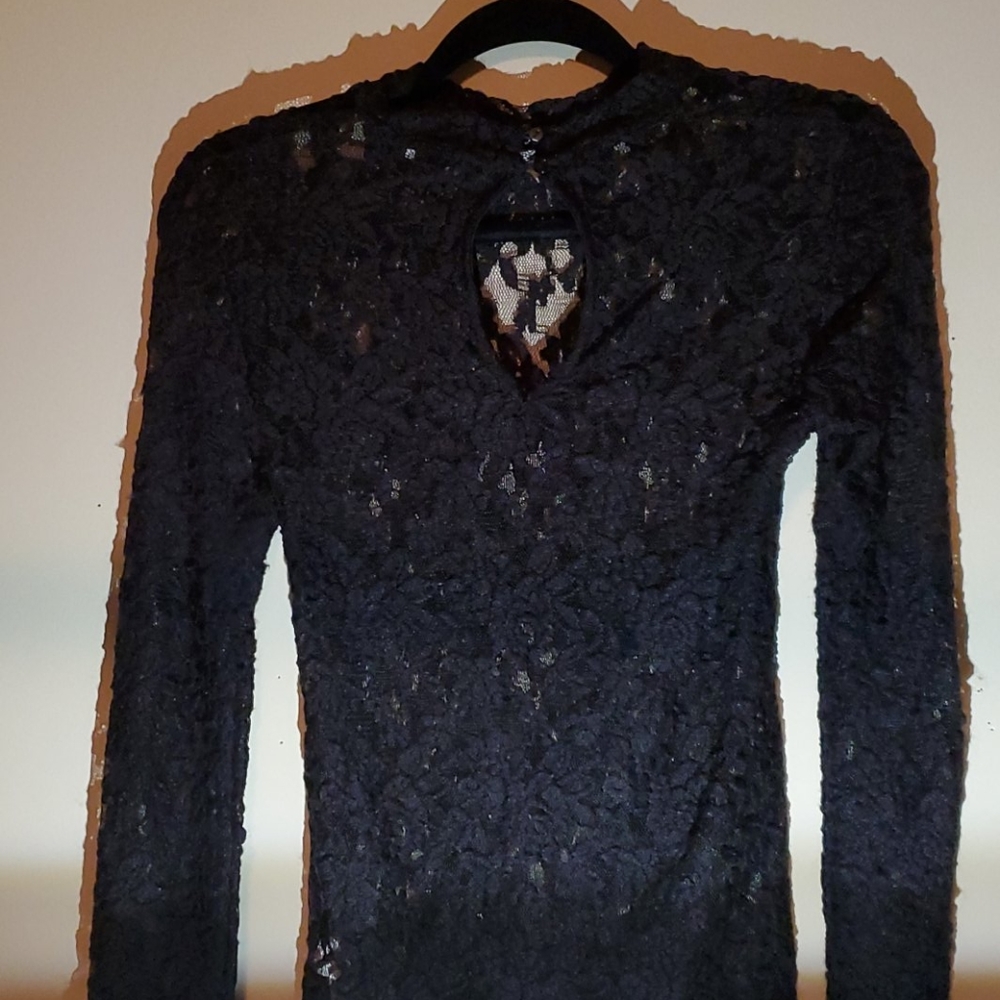 Top - Picture 4 of 4
